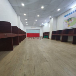 Cho thuê nhà 1 trệt 4 lầu đường Đồng Khởi, P.Tam Hòa, Biên Hòa