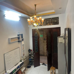 Nhà siêu phẩm dân xây 39m2x4 tầng .Ngõ 298 Ngọc Lâm .5,25 tỷ