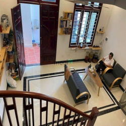 Bán nhà Thạch Bàn 30M x 4T, đầy đủ nội thất, giá 4.1 Tỷ