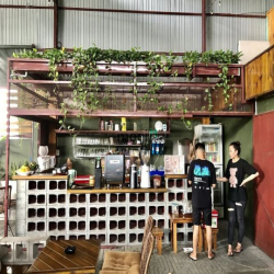 Bán gấp Nhà và Quán Cafe kết hợp Bida , Xuân thới Thượng, Hóc Môn