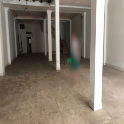 Cho thuê nhà mặt tiền Cộng Hòa, gần hoàng Hoa Thám, 8x25, DTSD 600m2