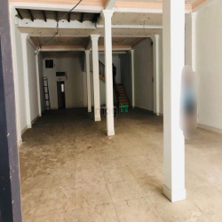 Cho thuê nhà mặt tiền Cộng Hòa, gần hoàng Hoa Thám, 8x25, DTSD 600m2