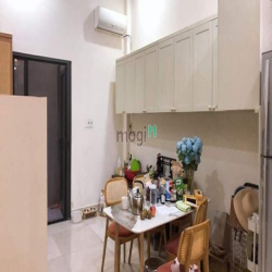 Bán nhà Huỳnh Văn Bánh, Phú Nhuận,sát Mặt tiền,80m², 3 lầu nhỉnh 12 tỷ