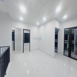 Cho thuê nhà 1 trệt 2 lầu góc 2 mặt tiền đường Lý Văn Sâm ,Biên Hòa