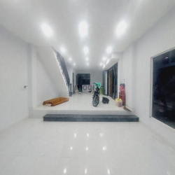 Cho thuê nhà 1 trệt 2 lầu góc 2 mặt tiền đường Lý Văn Sâm ,Biên Hòa