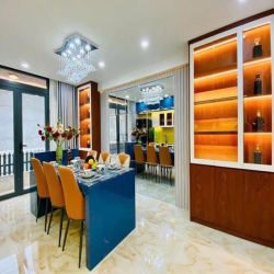 Bán nhà Hẻm 6m Phan Huy Ích, P14, 4 x 17m, 5 tầng, Thang máy, 10.5 Tỷ