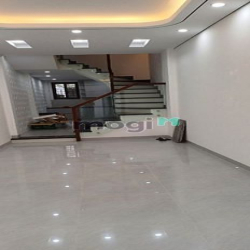 Một căn nhà xinh có hoa thơm trái hiền 42m² 4 tầng chỉ 4.55tỷ, Cổ Linh