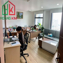 Cho thuê Nhà nguyên căn 2 lầu ,HXH Yên Thế, P2, Tân Bình. 6.8x20m.
