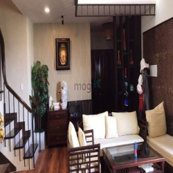 PENTHOUSE 298m2 (nhà 156m2 4PN/3WC, 142m2 sân) full nội thất gỗ 3.6Tỷ