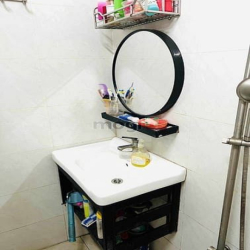 Nhà đẹp Chỉ 1,6 Tỏi, 25m2, 2 Tầng, Đường xe tải.