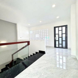 Khu vip Lê Văn Quới, hẻm 7m, 44m2, 5 Tầng đẹp lung linh.