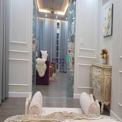 Cho thuê Biệt thự mới đẹp Thảo Điền, Q2. DT: 20x30. 6 phòng. 80 triệu