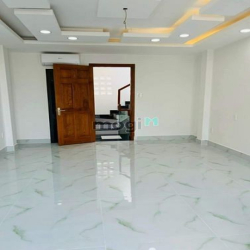 Nhà Nguyễn Bỉnh Khiêm P.1 Gò Vấp 5 Tầng DT 36m2 Giá 6.8 Tỷ.