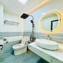 Bán trong ngày: Tây Sơn-căn nhà lô góc-Gần hồ 3 ngủ đẹp-Đầy đủ công nă