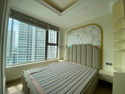 Bán lỗ CHCC M8 Midtown, DT 127m2, 3PN, 2WC, NTCC, giá bán lỗ 10tỷ6