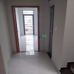 NHÀ MỚI HẺM XE HƠI Sát Mặt Tiền Lã Xuân Oai, 55m2, 3 Tầng, 3PN, Q9