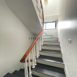 Bán nhà Phúc Lợi 60m2, 5T, MT4m, thang máy, gara, ô tô tránh, 50m phố