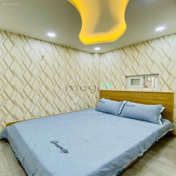 HOT ! Nhà đẹp bán gấp Thành Thái,P14,Q10.80m2.Giá2tỷ500.Sổ sẵn