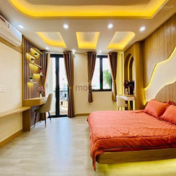 HOT ! Nhà đẹp bán gấp Thành Thái,P14,Q10.80m2.Giá2tỷ500.Sổ sẵn