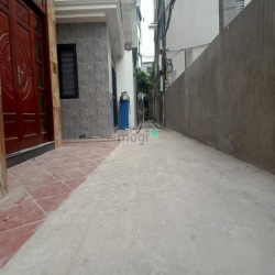 ĐẤT RẺ - Đất đẹp đây - Bán đất Thạch Bàn Long Biên, 52m, nhỉnh 45tr/m2