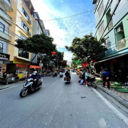 Mảnh đất vàng - đầu tư chia lô hay xây tòa ccmn đều đẹp -206m2 -16,5tỷ