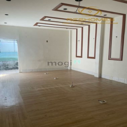 Cho thuê mặt bằng đẹp 8m ngang trung tâm Biên Hoà.