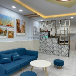 Thua bóng đá bán nhà Đ.Nguyễn Lương Bằng, Q7, 55m2, có sổ hồng riêng