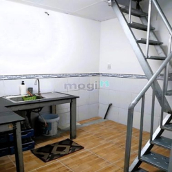 Cho thuê nhà nguyên căn 132m2 mặt tiền đường 2 Trường Thọ