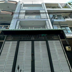 Thua bóng đá bán nhà Đ.Nguyễn Lương Bằng, Q7, 55m2, có sổ hồng riêng