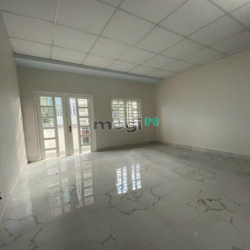 Thua bóng đá bán nhà Đ.Nguyễn Lương Bằng, Q7, 55m2, có sổ hồng riêng