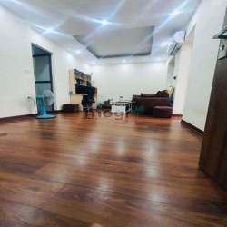 Bán gấp căn hộ Lô góc phố Nguyễn Ngọc Doãn 70m2