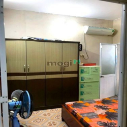 Bán nhà Tập thể phố Chùa Láng, Đống Đa, sổ đỏ chính chủ, ô tô đỗ