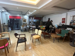 Văn phòng 120 m2 Tầng 1, thiết kế sàn thông, tiện làm vp, showroom