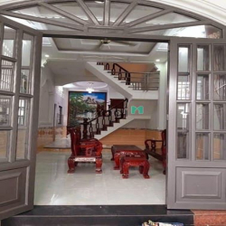 5pn h xe hơi 110m² Tân Thới Hiệp Quận 12