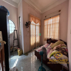 Bán căn nhà cấp 3 1 trệt 2 lầu 3 pn dt 54m2 tại P. Quang Vinh góc 2mt