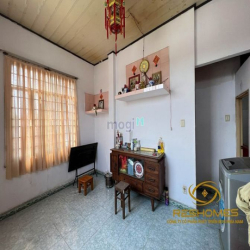 Bán căn nhà cấp 3 1 trệt 2 lầu 3 pn dt 54m2 tại P. Quang Vinh góc 2mt