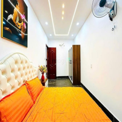 bán nhà hẻm 3m thông đường số 51, P.14, 5 nh 5,5 x 7,5, giá 3.9 tỷ tl