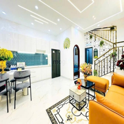 bán nhà hẻm 3m thông đường số 51, P.14, 5 nh 5,5 x 7,5, giá 3.9 tỷ tl