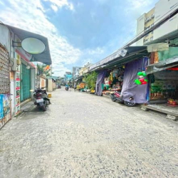 HÀNG THƠM - Nhà 2 lầu mặt tiền hẻm xe tải Huỳnh Tấn Phát, Quận 7