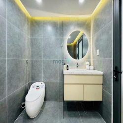 NHÀ PHỐ CAO CẤP đ.Trần Bình Trọng, P.5, Bình Thạnh 68m2/3tỷ550 SHR