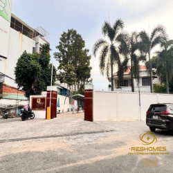 HOT!! CHo thuê lô đất ngang 12m- ngay siêu thi coopmart biên hòa