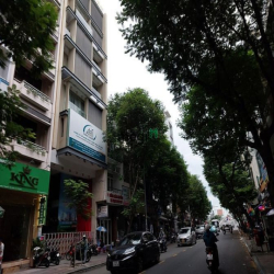Tòa nhà văn phòng 7 tầng thang máy, có hầm, ngay Bến Thành