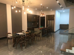 Bán biệt thự phố Minh Khai, LÔ GÓC, VỈA HÈ, 180m2 x 5 tầng, 47 tỷ