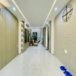 Căn cực đẹp đ.Nguyễn Tư Giản P.12 q.Gò Vấp, 120m2, 3tỷ550,sổ hồng.
