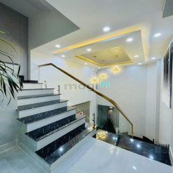 Căn cực đẹp đ.Nguyễn Tư Giản P.12 q.Gò Vấp, 120m2, 3tỷ550,sổ hồng.