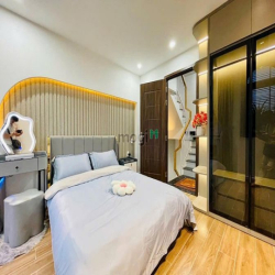 Căn cực đẹp đ.Nguyễn Tư Giản P.12 q.Gò Vấp, 120m2, 3tỷ550,sổ hồng.