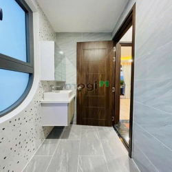 Căn cực đẹp đ.Nguyễn Tư Giản P.12 q.Gò Vấp, 120m2, 3tỷ550,sổ hồng.