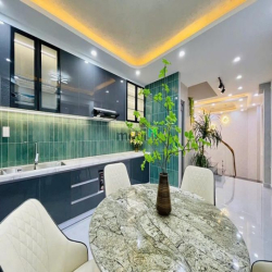 Căn cực đẹp đ.Nguyễn Tư Giản P.12 q.Gò Vấp, 120m2, 3tỷ550,sổ hồng.