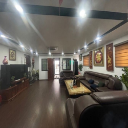 +NGÔ GIA TỰ-ĐG-LB -1 CĂN DUY NHẤT-TOÀ NHÀ-215m-7t-mt 7m-chỉ 43,5 tỷ -C