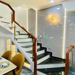 Bán nhà hẻm 3m 1 sẹc sát mặt tiền Phan Huy Ích, P.14, 4 x 10 giá 4.2